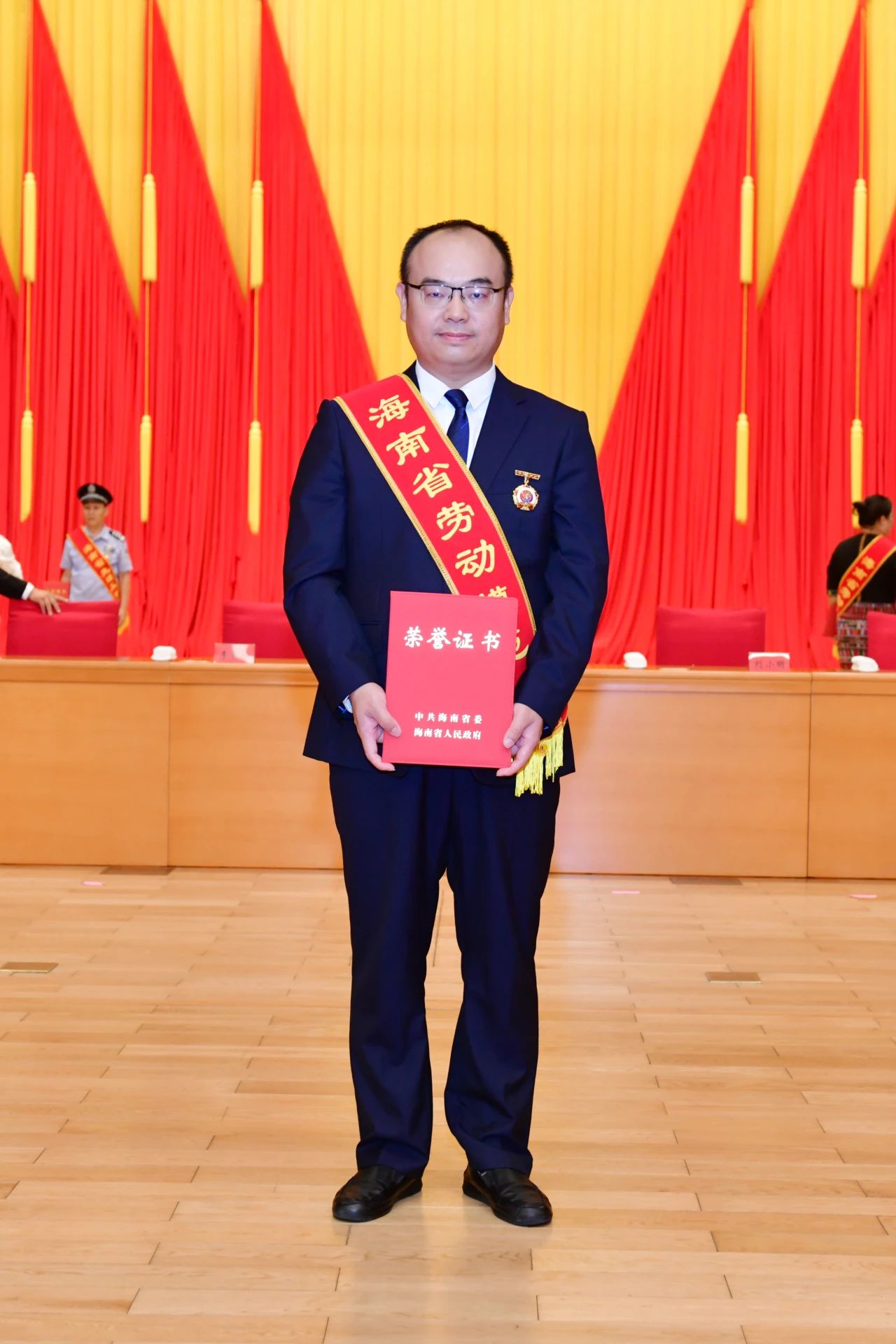 图片关键词