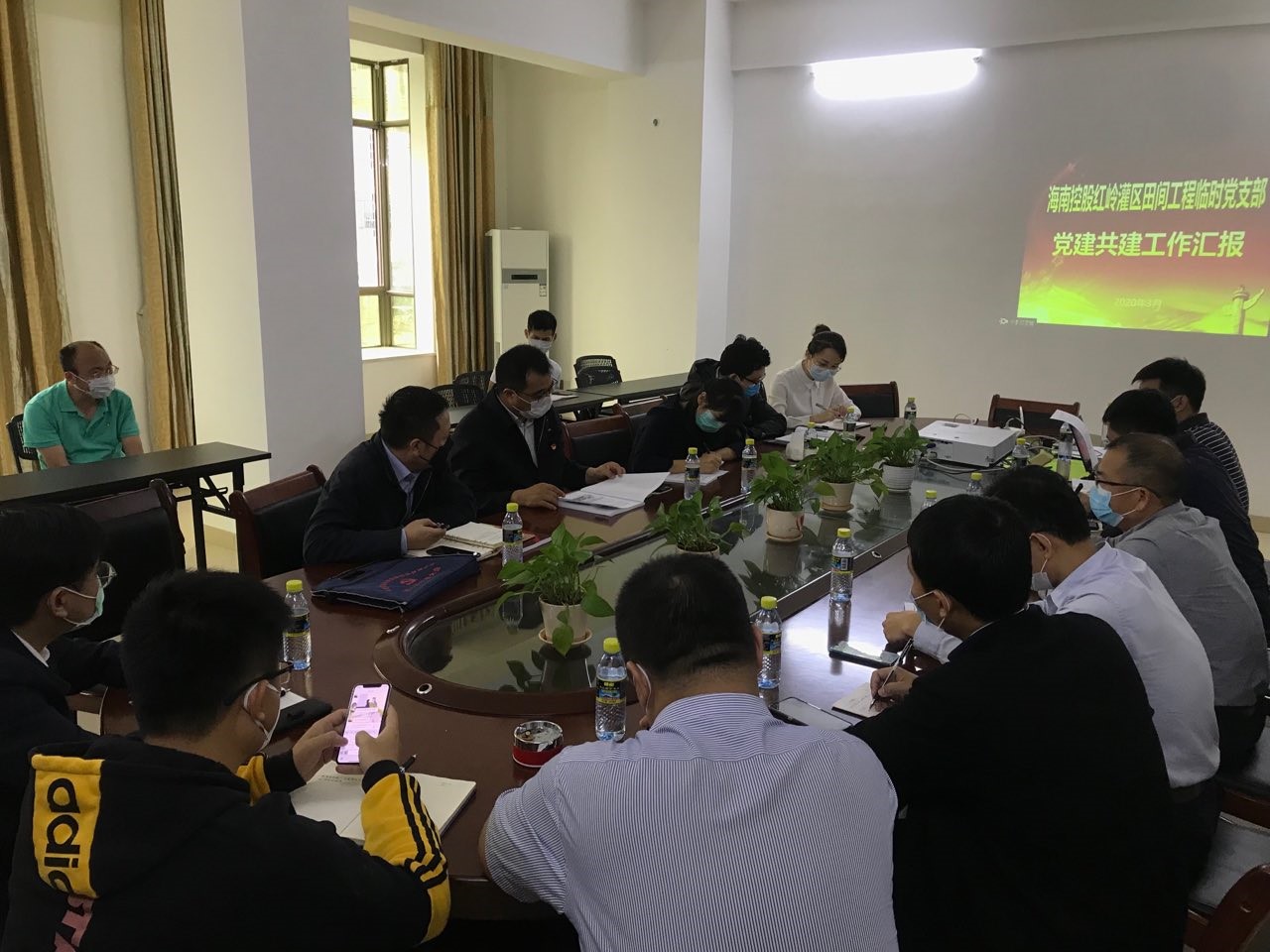 图片关键词