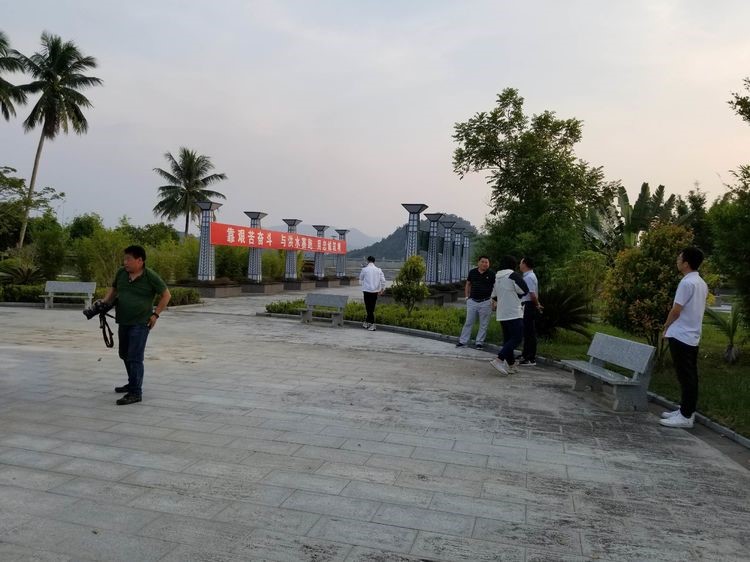 图片关键词