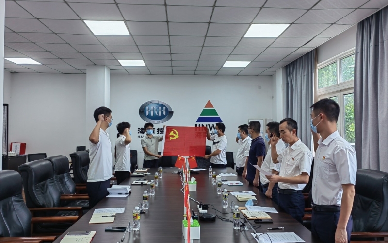 同心喜迎二十大 携手奋进自贸港 海控水利党支部与三亚凤凰机场货运党支部开展党建共建活动