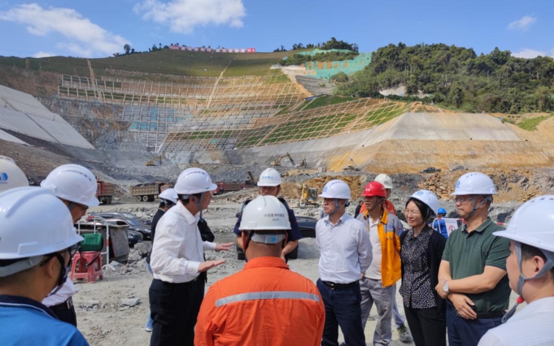省水务厅到迈湾水利枢纽工程检查指导