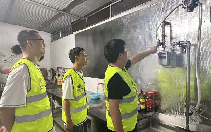 织密防护网，把好安全关 ------水电集团在建项目开展生活营地安全用气专项检查
