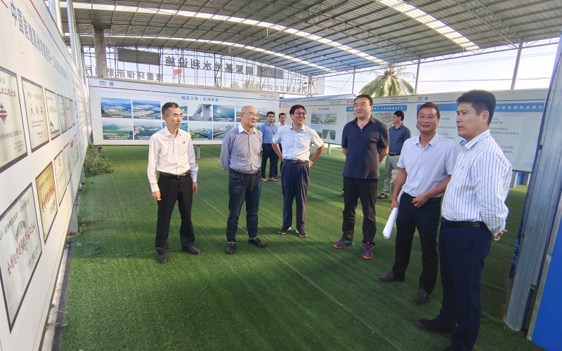 省财贸旅游烟草工会对南繁水利工程开展考察慰问