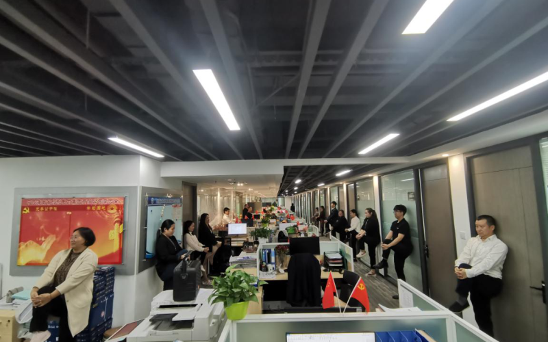 健康生活，快乐工作——水电集团组织开展工间操活动